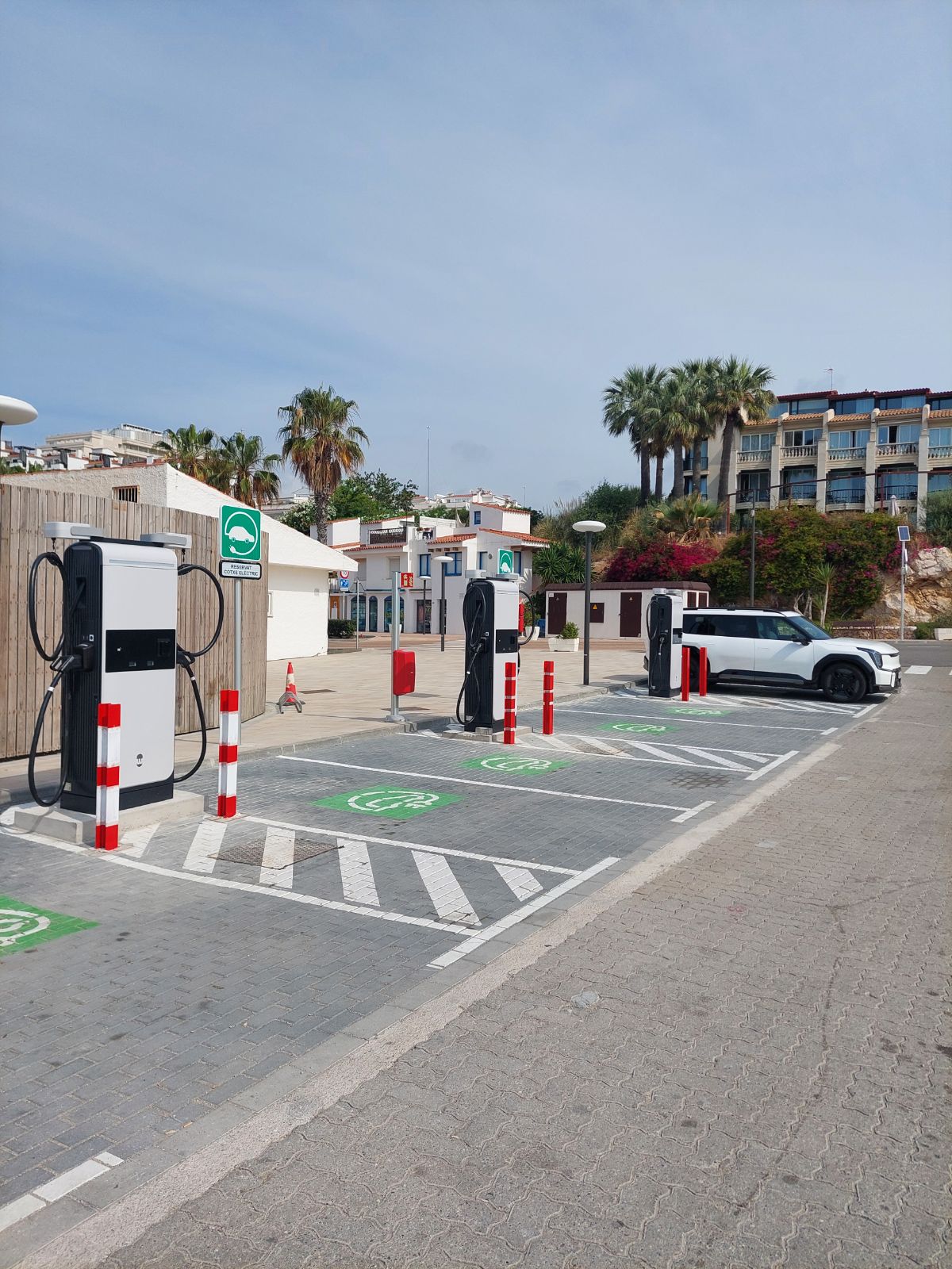 Port de Sitges incorpora un nuevo servicio de carga ultrarápida para vehículos eléctricos